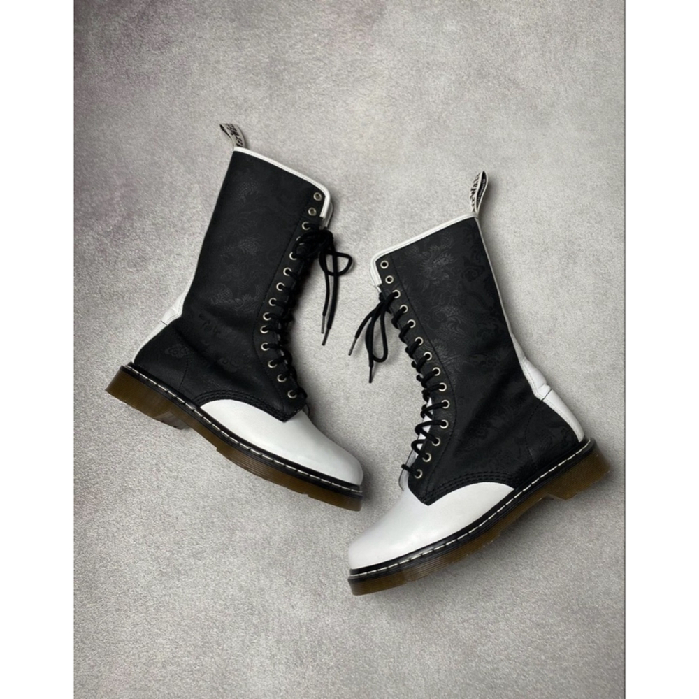 Dr. Martens 1B99 w/ Japanese print shaft B/W RARE!!!!! US 9